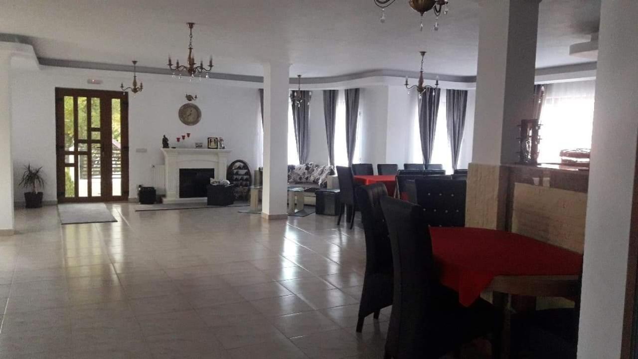 La Casa Alana Hotel Vișeu de Jos Exterior foto